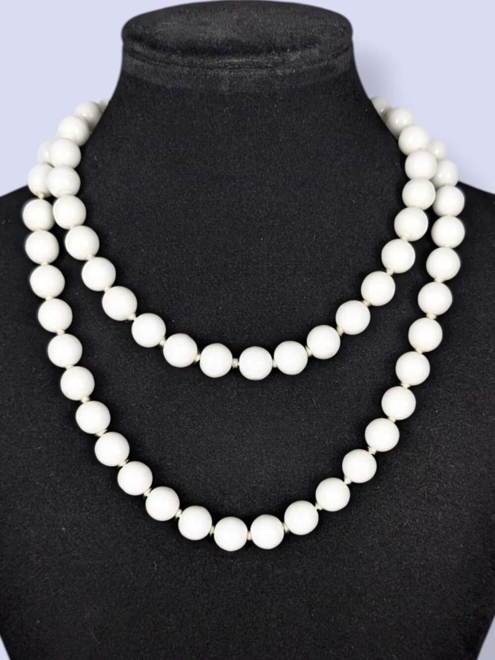 Vintage 10mm Knotted Milk Glass Beaded Necklace